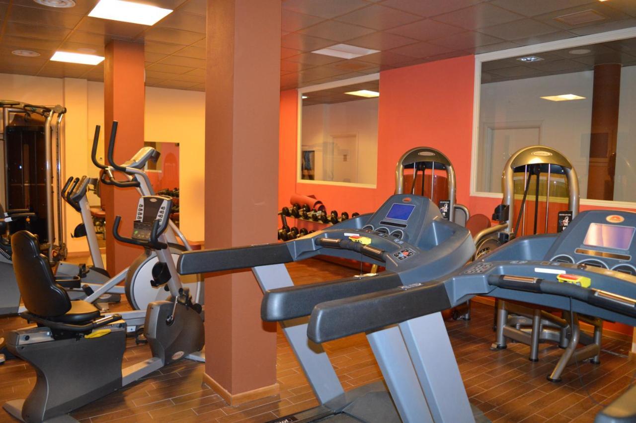 Hotel Golf Valcurone Momperone Exterior foto